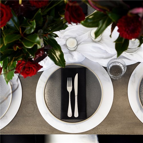 1310186 1310184 1310183 1310187 1310789 1310188 1310185 TABLEKRAFT_OSCAR_CUTLERY_3_SQUARE_LIFESTYLE_LR